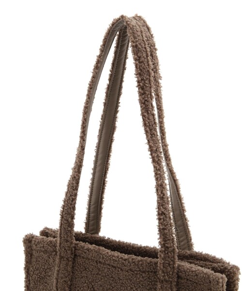 NATURAL BEAUTY BASIC(ナチュラルビューティーベーシック)の「◇【Oggi12月号掲載】テディベアナロートート(トートバッグ・レディース・オフホワイト/ブラウン/グレー・フリ-)」の8枚目の写真