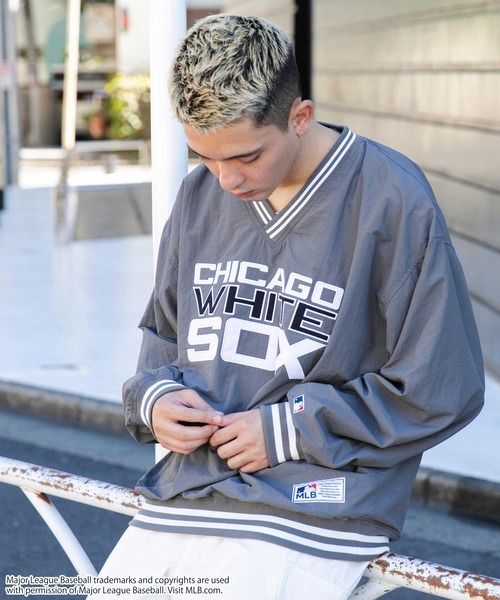 MLB（メジャーリーグベースボール）の「∴WEGO/別注MLBナイロンプルオーバー（ジャージ・メンズ・ブラック/ライトグレー/ダークグレー・MEDIUM/LARGE）」の3枚目の写真