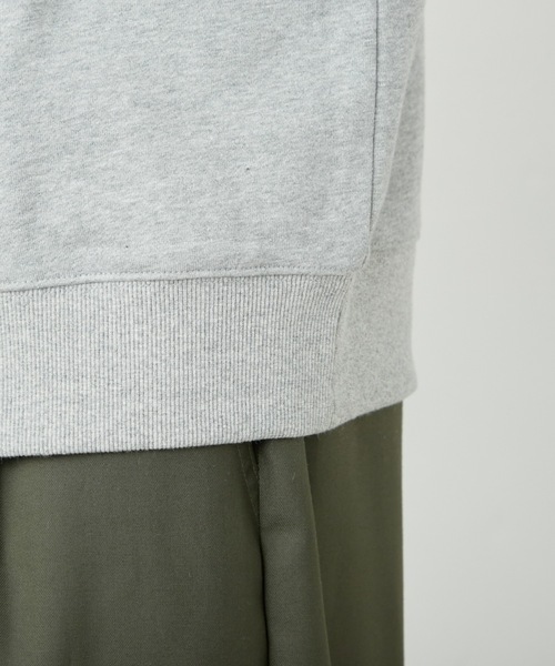 CIAOPANIC TYPY（チャオパニックティピー）の「【ユニセックス】ワンポイント刺繍裏毛スウェット（スウェット・メンズ・ライトグレー/アイボリー/チャコールグレー/ブラック/ネイビー/オフホワイト・MEDIUM/LARGE）」の7枚目の写真