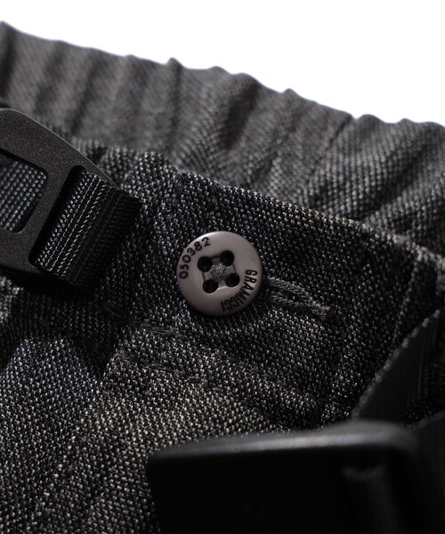 Gramicci(グラミチ)の「Gramicci / 別注 シャンブレー パンツ(その他パンツ・メンズ・ブラック/ネイビー/チャコールグレー・X-LARGE/SMALL/MEDIUM/LARGE)」の18枚目の写真