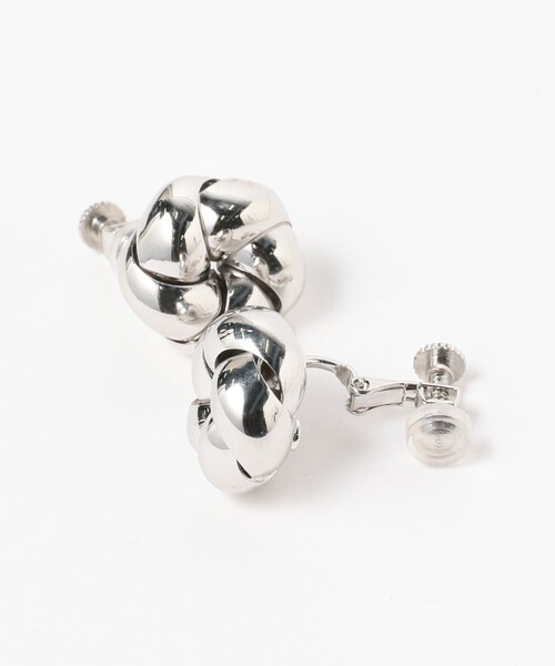 Ray BEAMS(レイビームス)の「Ray BEAMS / ツイスト ノット イヤリング(イヤリング・レディース・シルバー/ゴールド・ONE SIZE)」の3枚目の写真