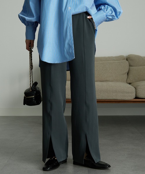 RANAN（ラナン）の「[低身長サイズ有]美脚シルエットスリットフレアパンツ（その他パンツ・レディース・チャコール/ブラック/ライトグレー/ロイヤルブルー/ライトピンク/ブルー系その他・LL/S/M/L）」の4枚目の写真