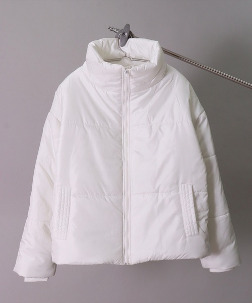 BAYBLO（ベイブロ）の「(DV)【ユニセックス】中綿 パデット ボリューム ジャケット（ダウンジャケット/コート・メンズ・オフホワイト/チャコールグレー/ブラック/ベージュ・LARGE/MEDIUM/X-LARGE）」の9枚目の写真