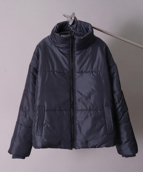 BAYBLO（ベイブロ）の「(DV)【ユニセックス】中綿 パデット ボリューム ジャケット（ダウンジャケット/コート・メンズ・オフホワイト/チャコールグレー/ブラック/ベージュ・LARGE/MEDIUM/X-LARGE）」の11枚目の写真