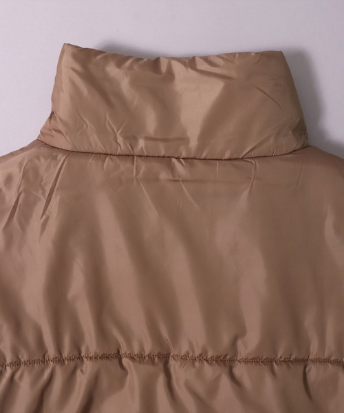 BAYBLO（ベイブロ）の「(DV)【ユニセックス】中綿 パデット ボリューム ジャケット（ダウンジャケット/コート・メンズ・オフホワイト/チャコールグレー/ブラック/ベージュ・LARGE/MEDIUM/X-LARGE）」の20枚目の写真