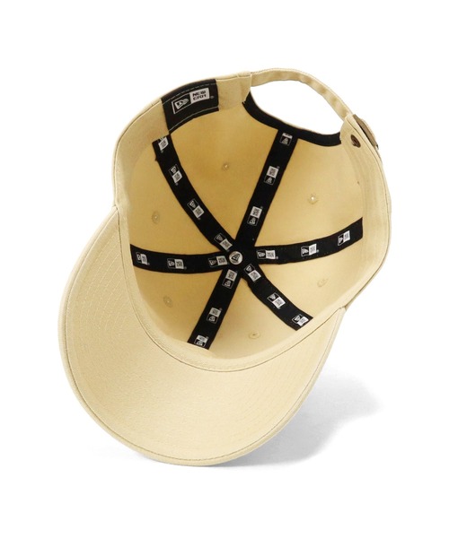 NEW ERA(ニューエラ)の「ニューエラ キャップ カジュアルクラシック フラッグロゴ(キャップ・メンズ・オリーブ/ブラック/ベージュ/ベージュ系その他/ホワイト/ブラウン/グレー/クリーム・FREE)」の10枚目の写真