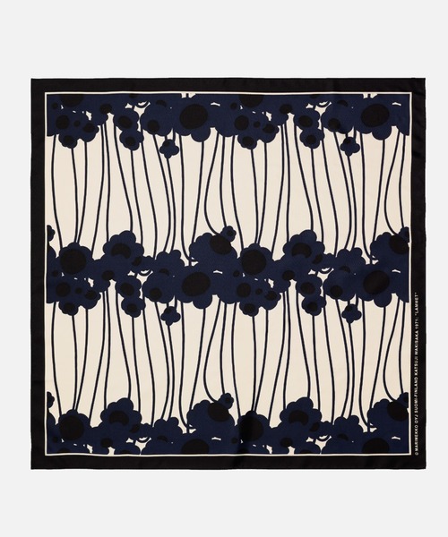 marimekko(マリメッコ)の「Lammet / Lauhtua silk scarf(ストール/ショール・レディース・ネイビー・FREE)」の1枚目の写真