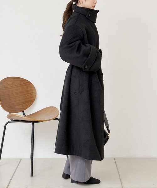 Chico(チコ)の「シャギースタンドオーバーロングコート(ステンカラーコート・レディース・アイボリー/グレイッシュベージュ/ブラック・FREE)」の13枚目の写真