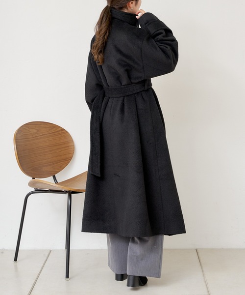 Chico(チコ)の「シャギースタンドオーバーロングコート(ステンカラーコート・レディース・アイボリー/グレイッシュベージュ/ブラック・FREE)」の15枚目の写真