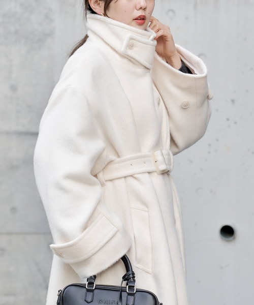 Chico(チコ)の「シャギースタンドオーバーロングコート(ステンカラーコート・レディース・アイボリー/グレイッシュベージュ/ブラック・FREE)」の4枚目の写真