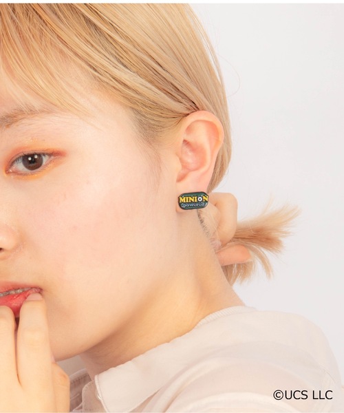 BUTTON＆CUFFLINKS（ボタンアンドカフリンクス）の「BUTTON＆CUFFLINKS　ボタンアンドカフリンクス：ミニオンピアス　スチュアート/オットーとバナナ/ボブとティム/ティムとバナナ（ピアス（両耳用）・レディース・イエロー系その他/イエロー系その他2/イエロー系その他3/イエロー・FREE）」の14枚目の写真