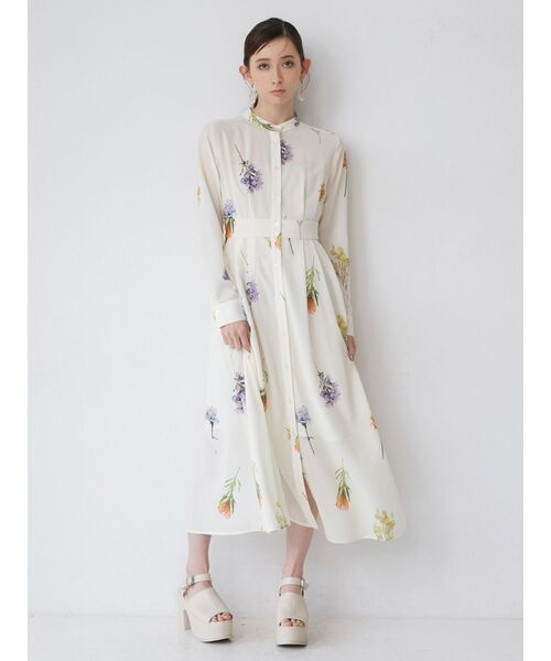 MURUA（ムルーア）の「【WEB限定】フラワープリントシャリーングワンピース（ワンピース・レディース・ブラック/アイボリー・FREE）」の13枚目の写真