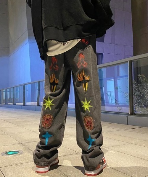 VIBGYOR(ヴィブジョー)の「デニムパンツ(BL)(デニムパンツ・メンズ・ブルー/ブラック・MEDIUM/LARGE)」の5枚目の写真