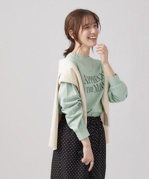 SHOO・LA・RUE（シューラルー）の「◆プリントロングスリーブTシャツ（Tシャツ/カットソー・レディース・ベージュ系その他4/ブラック系2/グレー系/グリーン系3/ピンク系その他/ホワイト系その他/ライトブルー/ホワイト・02/03/04）」の15枚目の写真