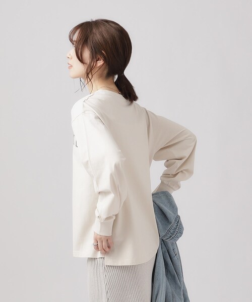 SHOO・LA・RUE（シューラルー）の「◆プリントロングスリーブTシャツ（Tシャツ/カットソー・レディース・ベージュ系その他4/ブラック系2/グレー系/グリーン系3/ピンク系その他/ホワイト系その他/ライトブルー/ホワイト・02/03/04）」の19枚目の写真