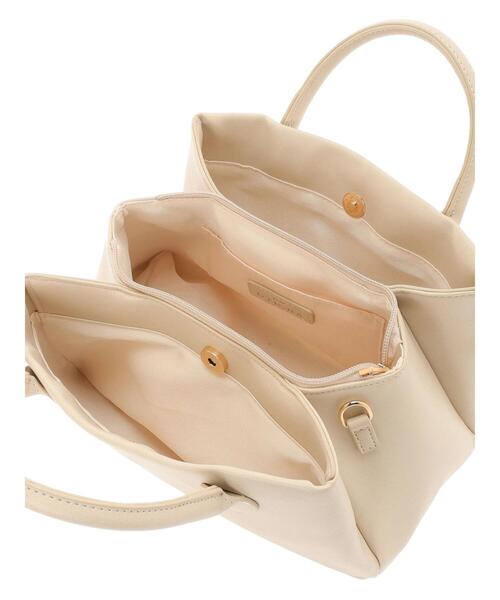 Green Parks(グリーンパークス)の「OTO.HA.多収納ツーハンドルバッグ(ハンドバッグ・レディース・ブラック/アイボリー・FREE)」の9枚目の写真