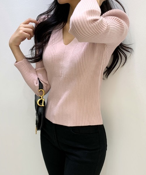 COCOMOMO(ココモモ)の「Vネック パワショルリブニットトップス(ニット/セーター・レディース・アイボリー/ブラック/ピンク・FREE)」の12枚目の写真