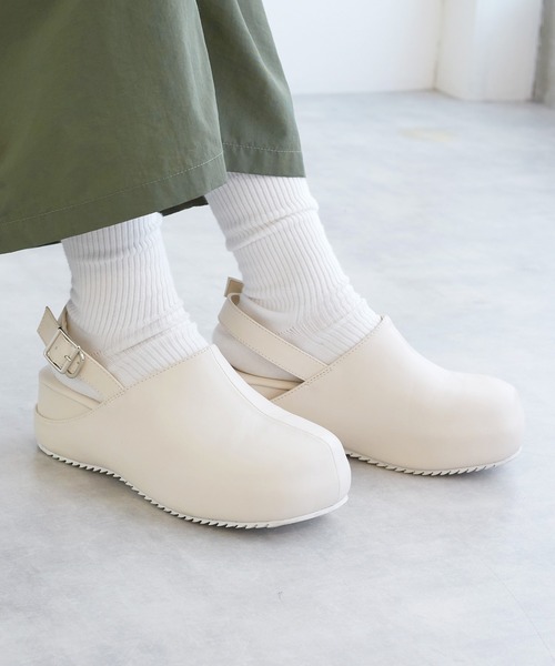 w closet（ダブルクローゼット）の「ストラップサボ（サンダル・レディース・オフホワイト/ブラック・M/L）」の9枚目の写真