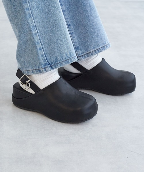 w closet（ダブルクローゼット）の「ストラップサボ（サンダル・レディース・オフホワイト/ブラック・M/L）」の13枚目の写真