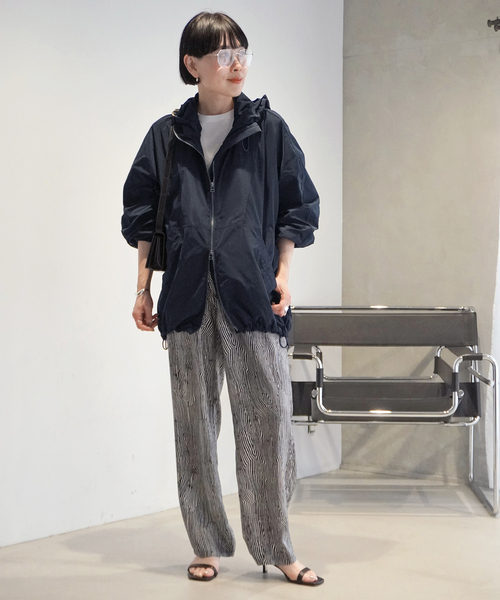 AP STUDIO(エーピーストゥディオ)の「メモリーコクーンパーカー(ナイロンジャケット・レディース・ネイビー/オリーブ・FREE)」の5枚目の写真