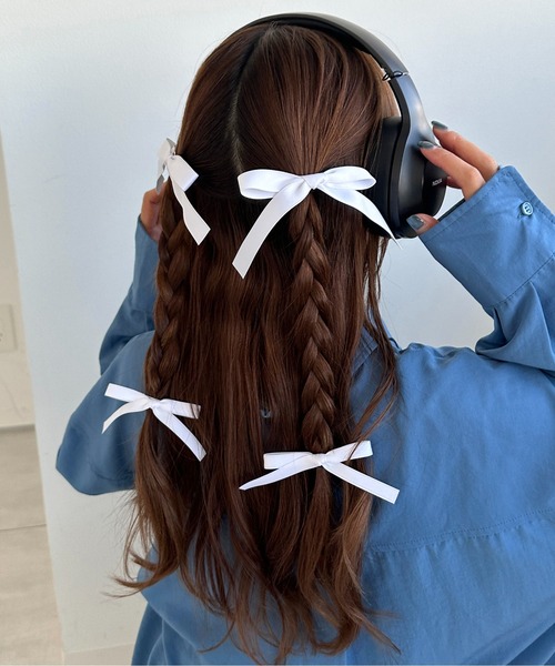 apres jour mignon（アプレジュールミニョン）の「【apresjour mignon×ARIAZ】４SETアソートリボンピン（ヘアピン・レディース・ブラック/アイボリー/オフホワイト・ONESIZE）」の2枚目の写真