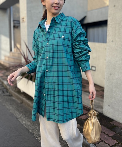 BEVERLY HILLS POLO CLUB（ビバリーヒルズポロクラブ）の「【BEVERLY HILLS POLO CLUB】ワンポイントロゴBIGシルエット長袖シャツ 4187-0140（シャツ/ブラウス・レディース・ブルー/グリーン/グリーン系その他2/ブルー系その他2/ブルー系その他3/インディゴブルー/サックスブルー/オフホワイト/ブラック/レッド/ベージュ/イエロー/グリーン系その他3・FREE）」の6枚目の写真