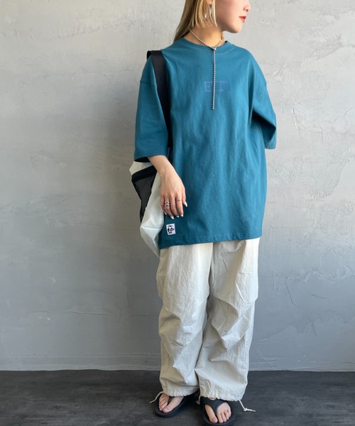 CHUMS（チャムス）の「[CHUMS/チャムス] オーバーサイズ チャムスロゴ バックプリントTシャツ（Tシャツ/カットソー・レディース・ホワイト/ブラック/グレイッシュベージュ/ブルーグリーン・M/L/XL）」の22枚目の写真