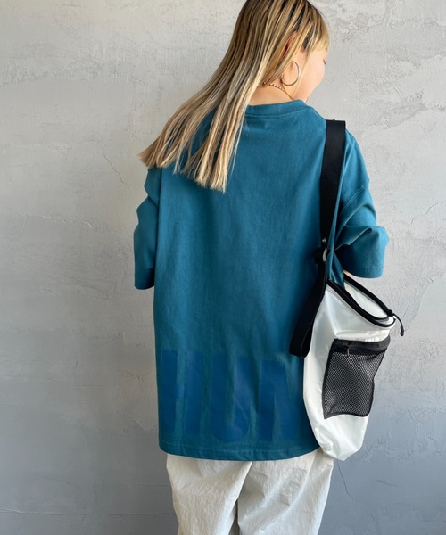 CHUMS（チャムス）の「[CHUMS/チャムス] オーバーサイズ チャムスロゴ バックプリントTシャツ（Tシャツ/カットソー・レディース・ホワイト/ブラック/グレイッシュベージュ/ブルーグリーン・M/L/XL）」の21枚目の写真