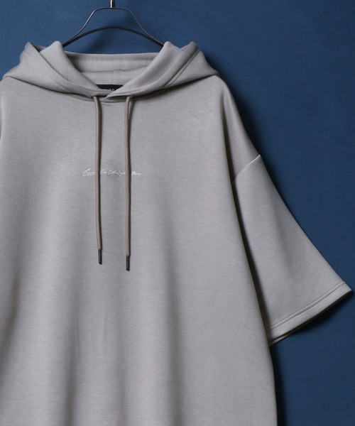 ANPAS（アンパス）の「ANPAS Ponte Fabric 1Point Embroidery Oversized Hoodie/ANPAS 別注 ポンチ ワンポイント刺繍 オーバーサイズ パーカー プチ刺繍 半袖パーカー（パーカー・メンズ・グレイッシュベージュ/ブラック/チャコール/グレー/オフホワイト/サックスブルー/ベージュ系その他/ブルー系その他/グレー系その他/ブラック系その他2/グレー系その他4/グレー系その他3/グレー系その他2/ベージュ系その他2/ブルー系その他2/ホワイト系その他2/ホワイト系その他/ブラック系その他・L/M）」の13枚目の写真