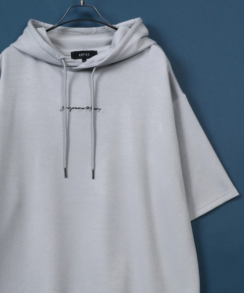 ANPAS（アンパス）の「ANPAS Ponte Fabric 1Point Embroidery Oversized Hoodie/ANPAS 別注 ポンチ ワンポイント刺繍 オーバーサイズ パーカー プチ刺繍 半袖パーカー（パーカー・メンズ・グレイッシュベージュ/ブラック/チャコール/グレー/オフホワイト/サックスブルー/ベージュ系その他/ブルー系その他/グレー系その他/ブラック系その他2/グレー系その他4/グレー系その他3/グレー系その他2/ベージュ系その他2/ブルー系その他2/ホワイト系その他2/ホワイト系その他/ブラック系その他・L/M）」の8枚目の写真