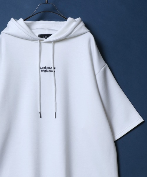 ANPAS（アンパス）の「ANPAS Ponte Fabric 1Point Embroidery Oversized Hoodie/ANPAS 別注 ポンチ ワンポイント刺繍 オーバーサイズ パーカー プチ刺繍 半袖パーカー（パーカー・メンズ・グレイッシュベージュ/ブラック/チャコール/グレー/オフホワイト/サックスブルー/ベージュ系その他/ブルー系その他/グレー系その他/ブラック系その他2/グレー系その他4/グレー系その他3/グレー系その他2/ベージュ系その他2/ブルー系その他2/ホワイト系その他2/ホワイト系その他/ブラック系その他・L/M）」の4枚目の写真