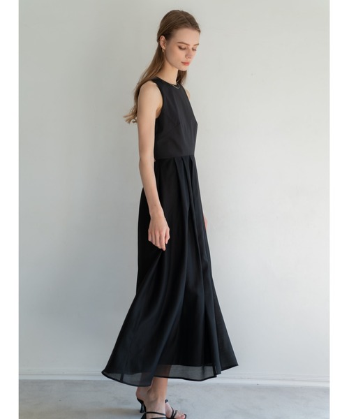 LIBJOIE（リブジョア）の「オーガンジーフレアタックワンピース（ワンピース・レディース・アイボリー/ブラック/ベージュ・S/M）」の12枚目の写真