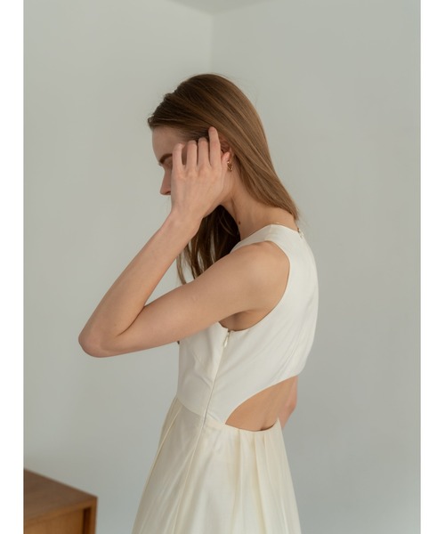 LIBJOIE（リブジョア）の「オーガンジーフレアタックワンピース（ワンピース・レディース・アイボリー/ブラック/ベージュ・S/M）」の19枚目の写真