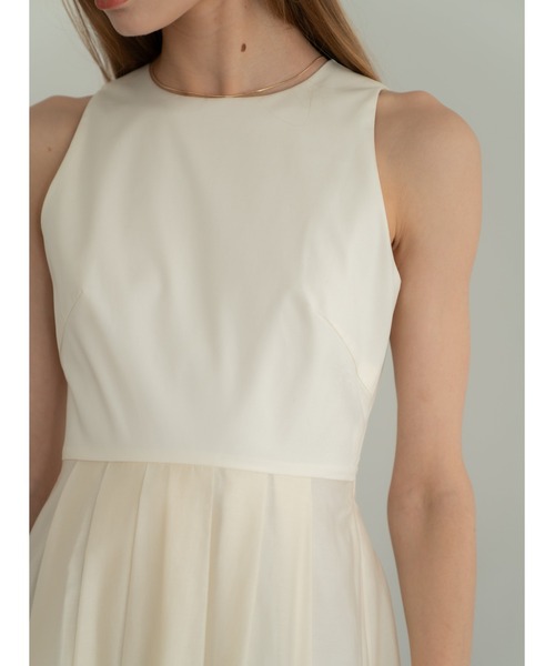 LIBJOIE（リブジョア）の「オーガンジーフレアタックワンピース（ワンピース・レディース・アイボリー/ブラック/ベージュ・S/M）」の20枚目の写真