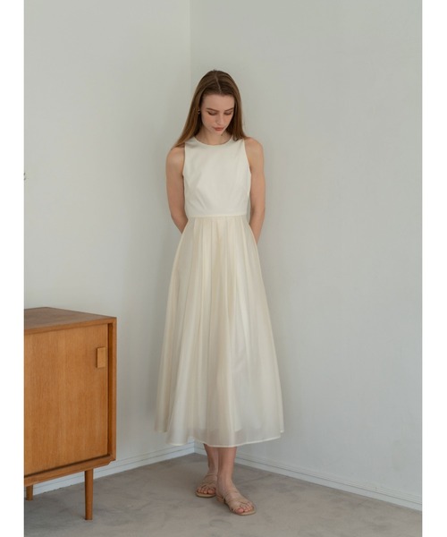 LIBJOIE（リブジョア）の「オーガンジーフレアタックワンピース（ワンピース・レディース・アイボリー/ブラック/ベージュ・S/M）」の21枚目の写真