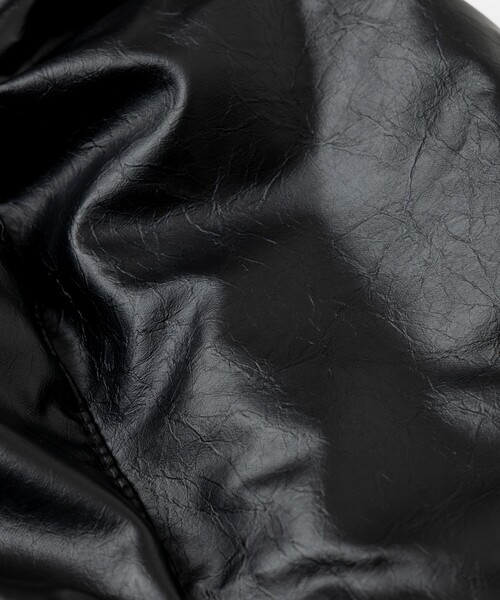 FREAK'S STORE（フリークスストア）の「FREAK’S STORE/フリークスストア Roll Shoulder BAG PUレザー/ロール ショルダーバック ポリウレタンレザー（ショルダーバッグ・メンズ・ブラック・ﾌﾘ-）」の13枚目の写真