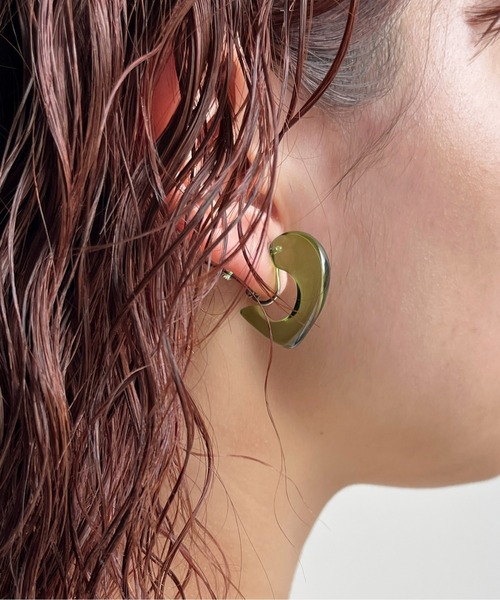 CPCM（シーピーシーエム）の「ハーフクリアハートイヤリング（ネックレス・レディース・クリア/グリーン/ブラウン・FREE）」の6枚目の写真