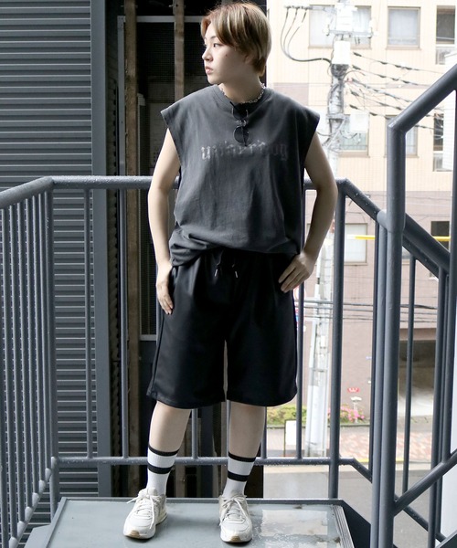Starting Over(スターティングオーバー)の「Synthetic leather loose shorts/合成皮革 ルーズ ショーツ(その他パンツ・メンズ・ブラック/シルバー・XL/L/M)」の19枚目の写真