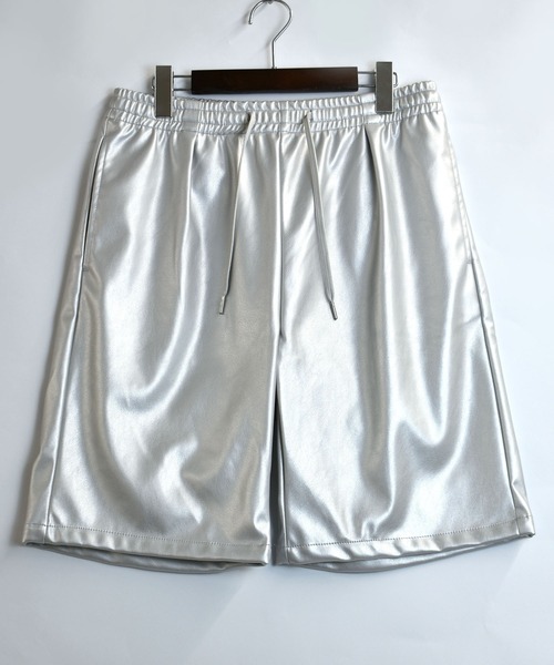 Starting Over(スターティングオーバー)の「Synthetic leather loose shorts/合成皮革 ルーズ ショーツ(その他パンツ・メンズ・ブラック/シルバー・XL/L/M)」の4枚目の写真