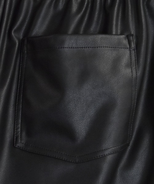 Starting Over(スターティングオーバー)の「Synthetic leather loose shorts/合成皮革 ルーズ ショーツ(その他パンツ・メンズ・ブラック/シルバー・XL/L/M)」の10枚目の写真