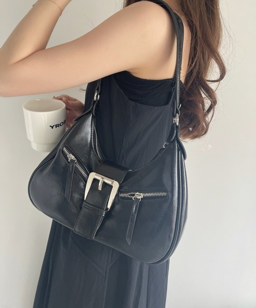 Ada.(エイダ)の「ベルト バックル デザイン ワンハンドル バッグ(ハンドバッグ・レディース・ブラック/アイボリー/シルバー/ピンク・FREE)」の8枚目の写真