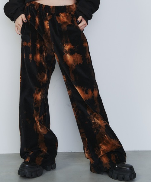 AIVER（アイバー）の「AIVER　ブリーチベロアバギーパンツ（その他パンツ・メンズ・ブラック/ライトブルー/ダークグリーン・SMALL/MEDIUM/LARGE）」の2枚目の写真