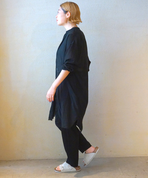JOURNAL STANDARD LUXE(ジャーナルスタンダード ラックス)の「【ARMEN 】GAUZE UTILTY BANDED COLLAR LONG SH(シャツ/ブラウス・レディース・ホワイト/ライトグレー/ブラック/パープル・3)」の5枚目の写真