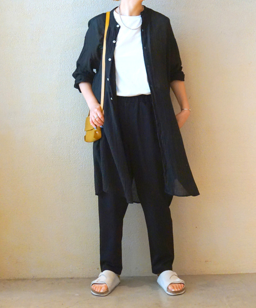 JOURNAL STANDARD LUXE(ジャーナルスタンダード ラックス)の「【ARMEN 】GAUZE UTILTY BANDED COLLAR LONG SH(シャツ/ブラウス・レディース・ホワイト/ライトグレー/ブラック/パープル・3)」の6枚目の写真