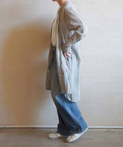 JOURNAL STANDARD LUXE(ジャーナルスタンダード ラックス)の「【ARMEN 】GAUZE UTILTY BANDED COLLAR LONG SH(シャツ/ブラウス・レディース・ホワイト/ライトグレー/ブラック/パープル・3)」の9枚目の写真