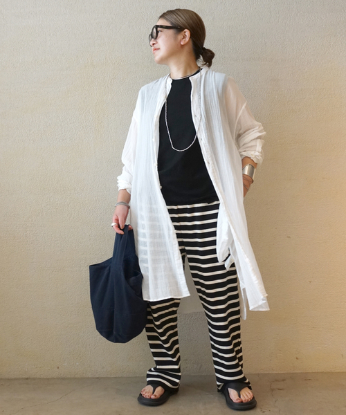 JOURNAL STANDARD LUXE(ジャーナルスタンダード ラックス)の「【ARMEN 】GAUZE UTILTY BANDED COLLAR LONG SH(シャツ/ブラウス・レディース・ホワイト/ライトグレー/ブラック/パープル・3)」の12枚目の写真