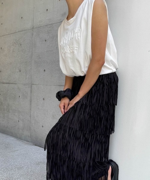 ENIM BY VICKY(エニムバイビッキー)の「刺繍ロゴバルーンノースリプルオーバー《洗濯機で洗える》(Tシャツ/カットソー・レディース・ブラック/ホワイト・M)」の15枚目の写真