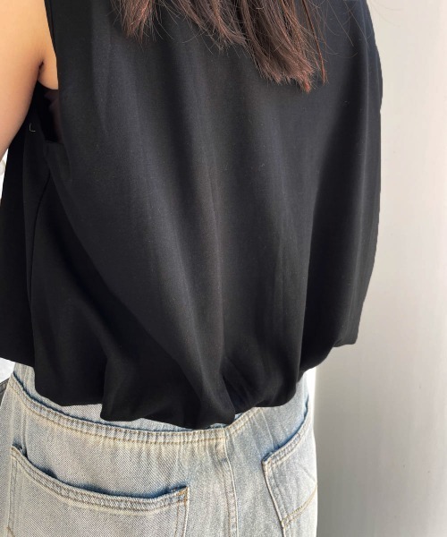 ENIM BY VICKY(エニムバイビッキー)の「刺繍ロゴバルーンノースリプルオーバー《洗濯機で洗える》(Tシャツ/カットソー・レディース・ブラック/ホワイト・M)」の7枚目の写真