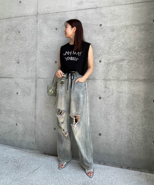 ENIM BY VICKY(エニムバイビッキー)の「刺繍ロゴバルーンノースリプルオーバー《洗濯機で洗える》(Tシャツ/カットソー・レディース・ブラック/ホワイト・M)」の6枚目の写真