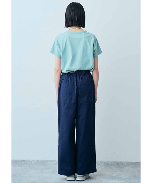 THREE FIFTY STANDARD（スリーフィフティースタンダード）の「ＴＨＲＥＥ　ＦＩＦＴＹ　ＳＴＡＮＤＡＲＤ　汗じみ軽減加工をほどこしたフレンチスリーブＴシャツ（Tシャツ/カットソー・レディース・ブルー/チャコールグレー/ベージュ・LARGE/MEDIUM）」の19枚目の写真
